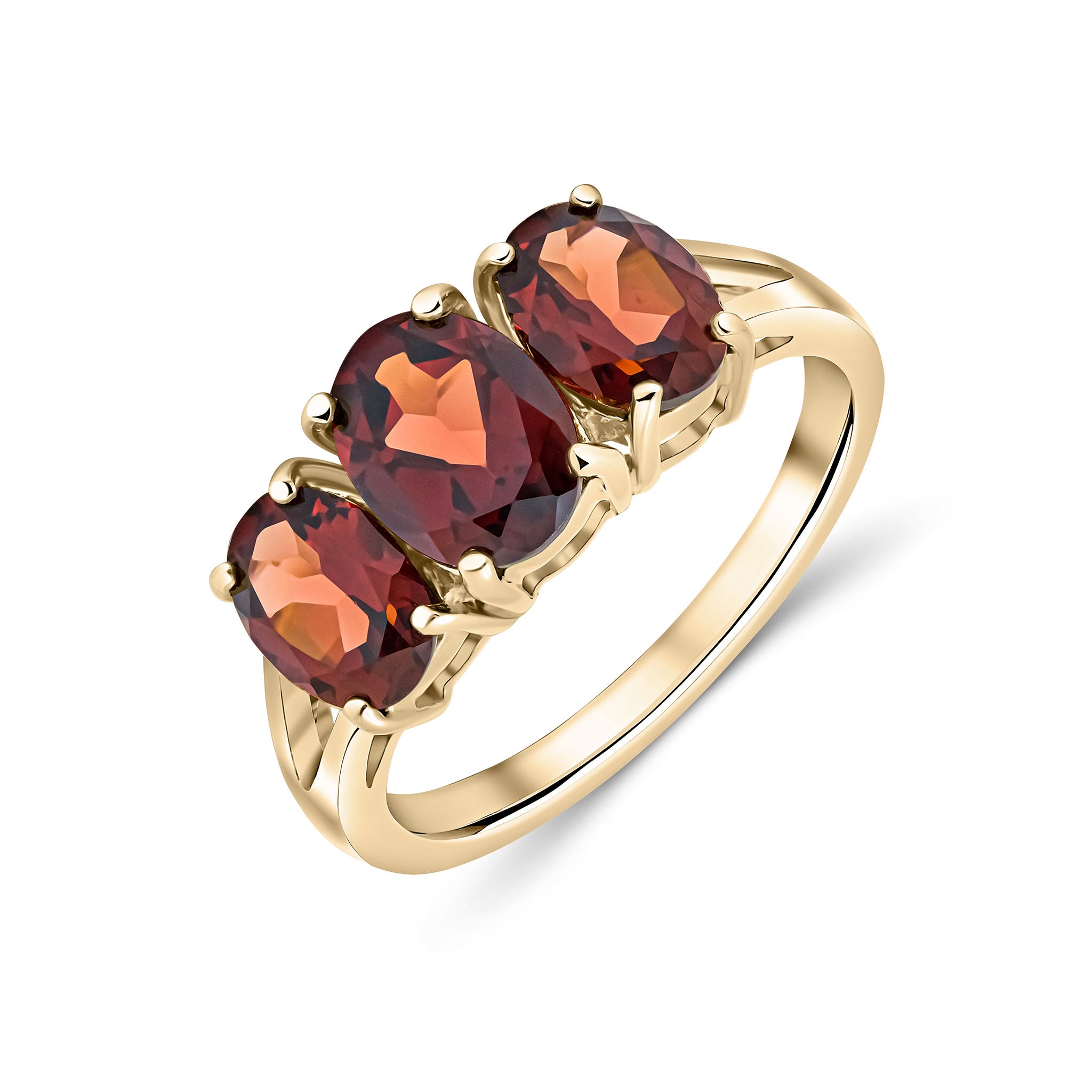9ct Yellow Gold Oval Garnet Claw Set 3 Stone Ring with Split Shoulders