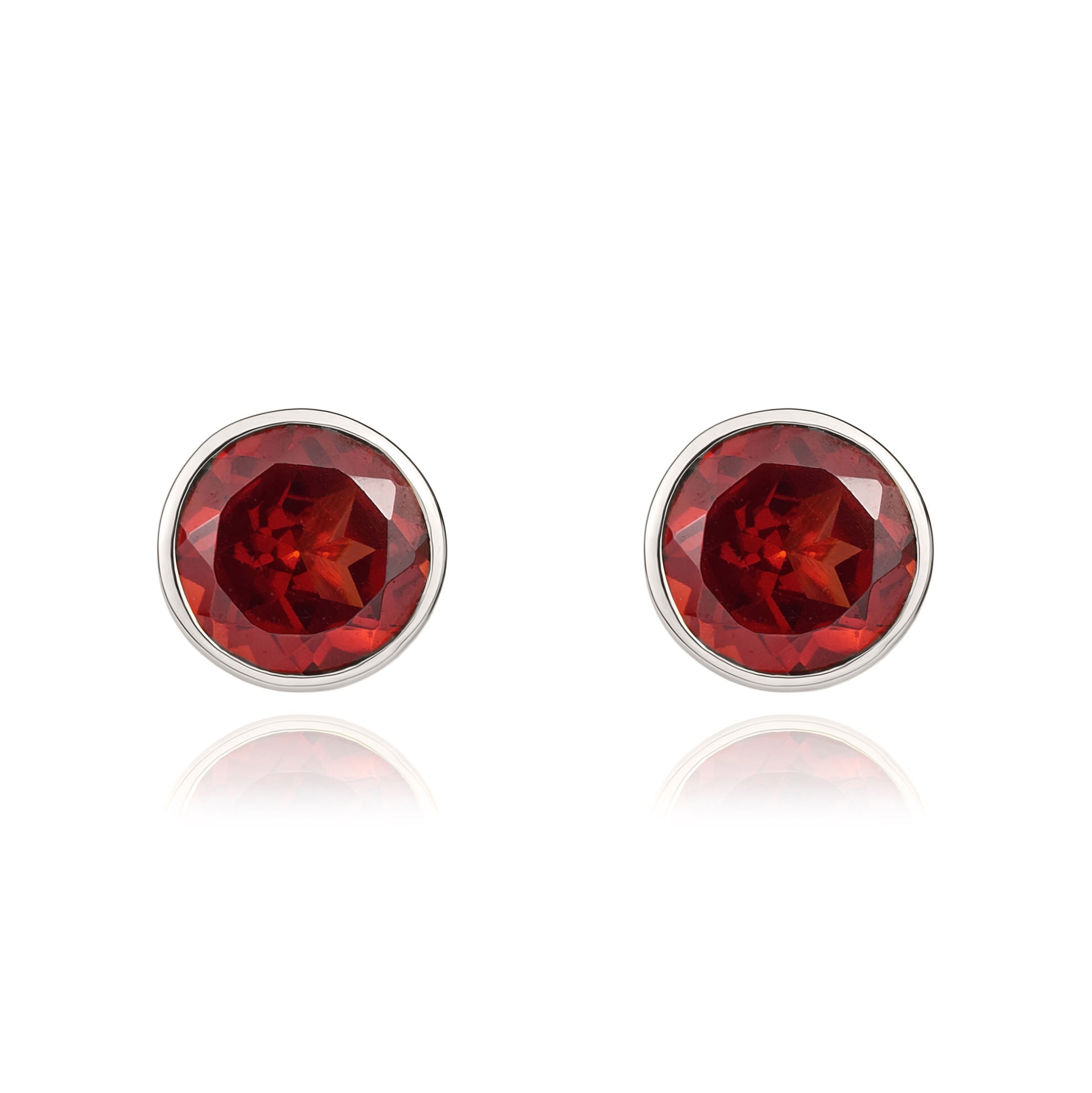 9ct White Gold 5mm Round Garnet Rubover Stud Earrings
