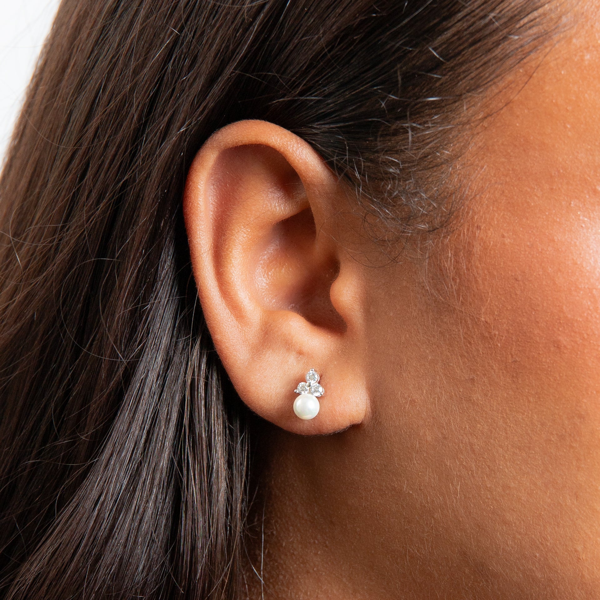 Cubic Zirconia Cluster Shell Pearl Stud Earrings