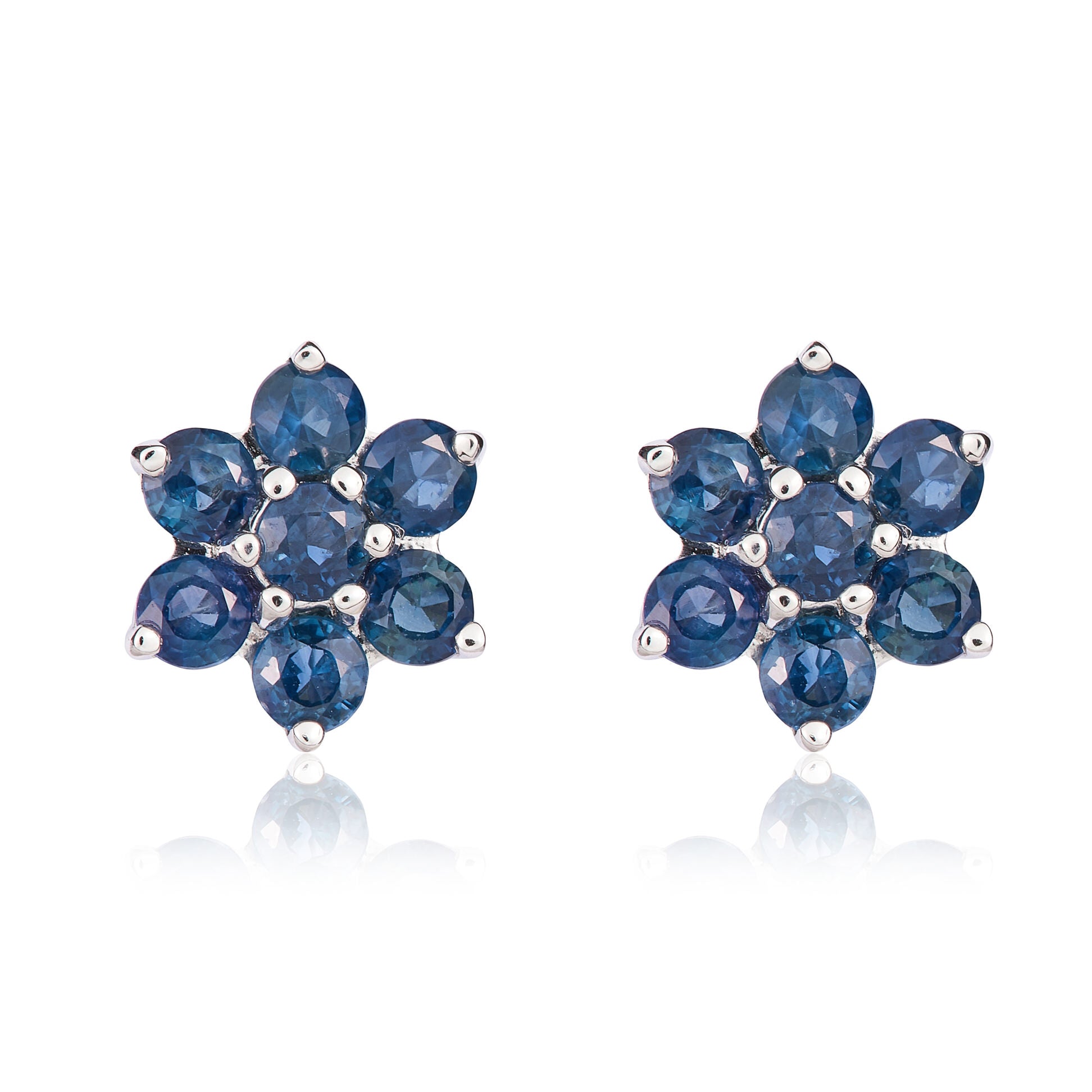 9ct White Gold Round Sapphire 6x1 Claw Cluster Earrings