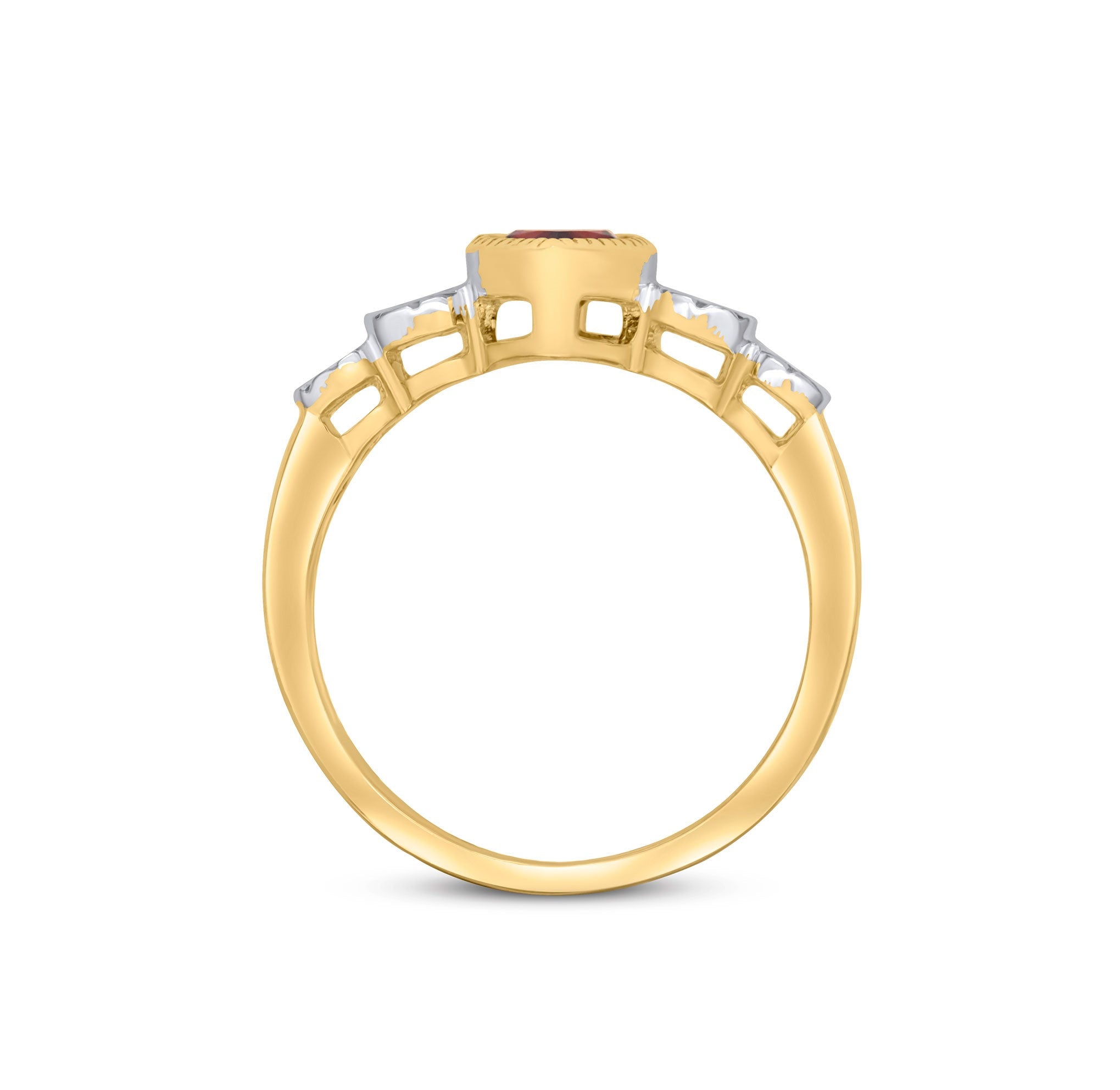 9CT YELLOW GOLD MILLEGRAIN PEARSHAPE GARNET AND ILLUSION DIAMOND 4ST SHOULDERS RING. RHODIUM TO DIAMONDS 1