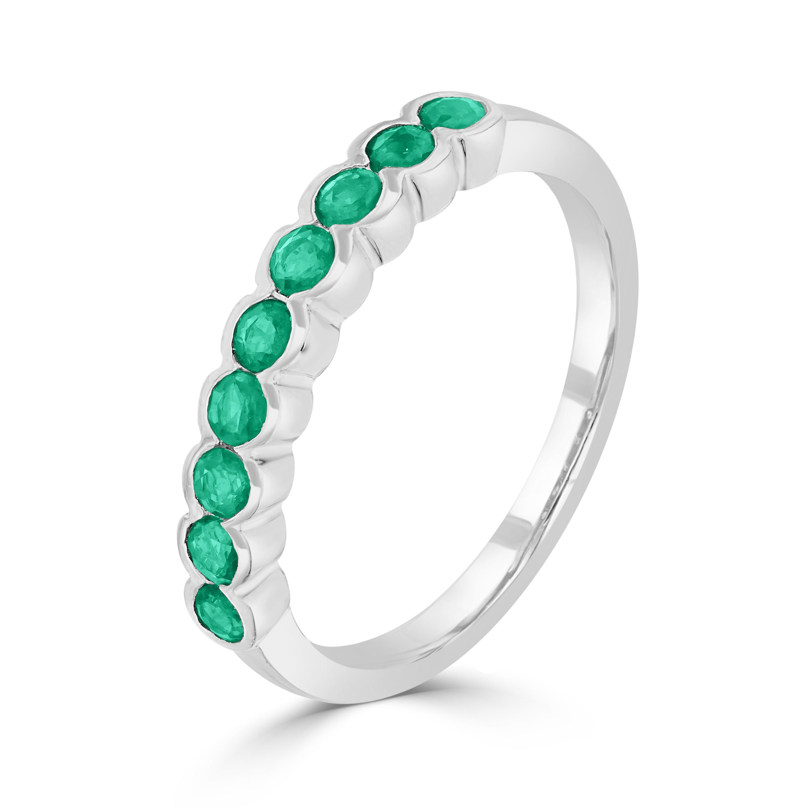 9ct White Gold Round Emerald 9 Stone Scalloped 1 2 Eternity Ring