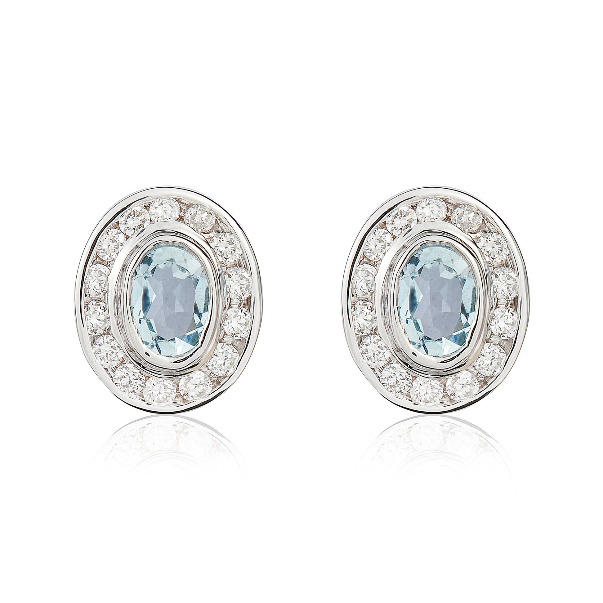 9ct White Gold Oval Aq & Diamond Cluster Ers