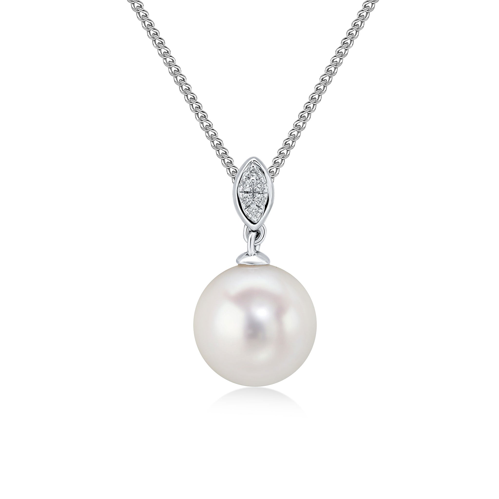 18wg Pearl & Pave Diamond Loop
